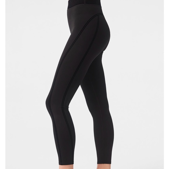ALO Yoga Black Airlift High-Waist 7/8 Line Up Legging - Picture 3 of 3